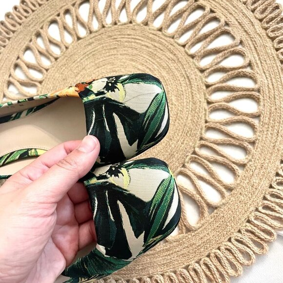 Stuart Weitzman Tropical Botanical Square Toe Green Multicolor Kitten Heels 7.5 - Picture 8 of 11